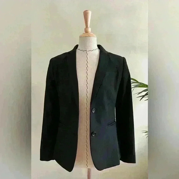 Banana Republic Black Blazer Jacket | 00P | Gray Lilac Lining | Petite - Picture 5 of 7